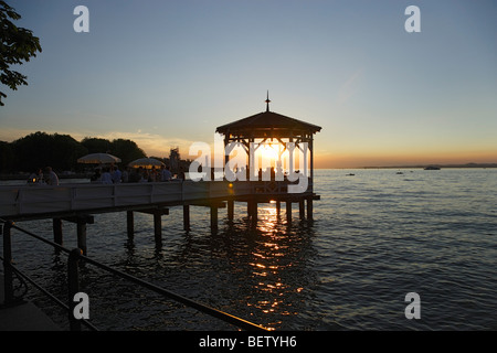 Bar in einem Pavillon an einem, Bregenz, Vorarlberg, Österreich Stockfoto