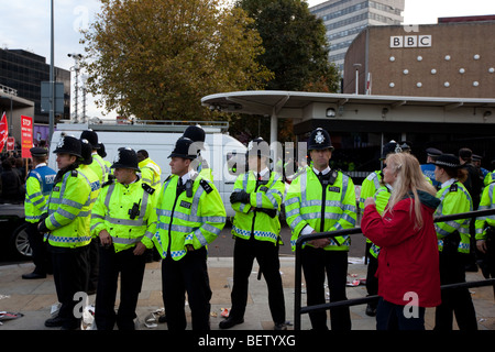 Protest außerhalb BBC Fernsehen-Haus Stockfoto