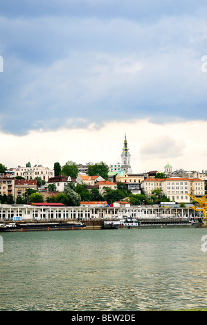 Blick auf Belgrad Stadt von Donau Stockfoto