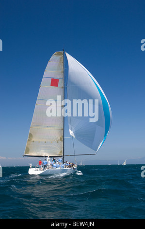 Yacht konkurriert in Team-Segel-Event, California Stockfoto