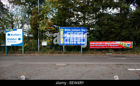 Ein Supermarkt der Metro in Hamburg, Deutschland Stockfoto