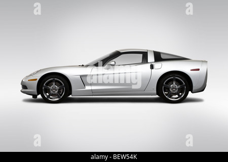 2010 Chevrolet Corvette in Silber - Treiber Seitenprofil Stockfoto