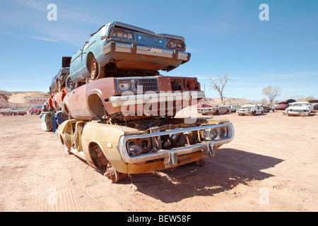 Haufen Schrott Autos Stockfoto