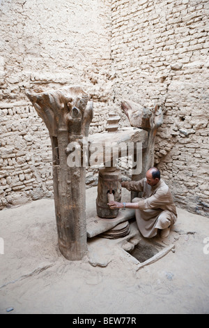 Olive Squeezer in Dakhla Oase, libysche Wüste, Ägypten Stockfoto