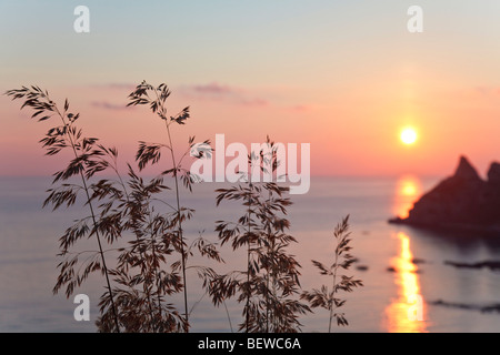 Sonnenuntergang am Capo Vaticano, Italien Stockfoto