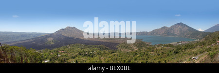 Mount Batur (Gunung Batur) und See Danau Batur, Kintamani, Bali, Indonesien Stockfoto