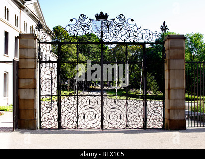 Schmiedeeisernes Tor der Schlosspark, Schloss Borbeck, Essen, Nordrhein-Westfalen, Deutschland Stockfoto