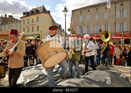 Jazz Fanfaren in Parthenay Deux-Sèvres Frankreich Stockfoto