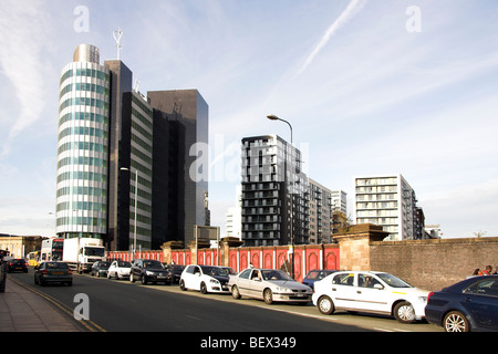 Modernes Bürogebäude, das Grüne Viertel, Cheetham Hill Road, Manchester, England, Großbritannien Stockfoto