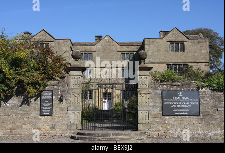 Eyam Hall, Eyam, Derbyshire, England, Vereinigtes Königreich Stockfoto