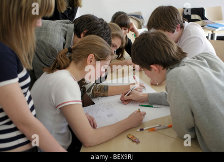 Schüler lernen Deutsch am Goethe-Institut. Stockfoto