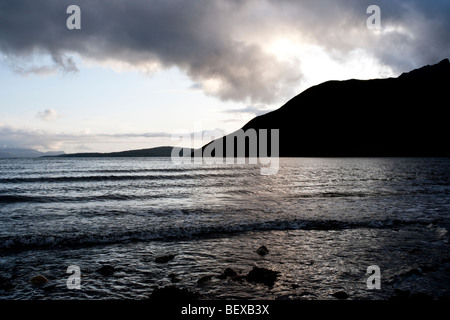 Der Strand von Camas Fhionnairigh auf Loch Scavaig bei Camasunary, Isle Of Skye, Schottland Stockfoto