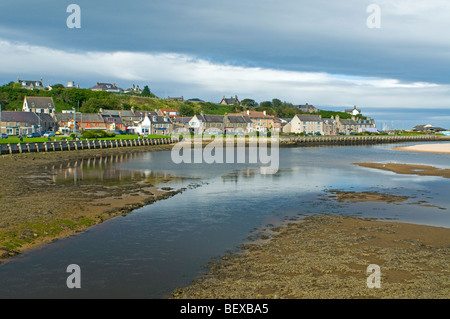 Lossiemouth Dorf auf dem Gezeiten-Abschnitt des Flusses Lossie Morayshire Grampian Region Schottland.  SCO 5425 Stockfoto