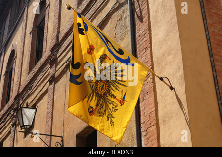 Banner als Teil des Palio di Siena Toskana Italien Stockfoto