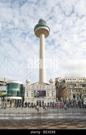 Liverpool Zentrum Radio City und Brunnen Stockfoto