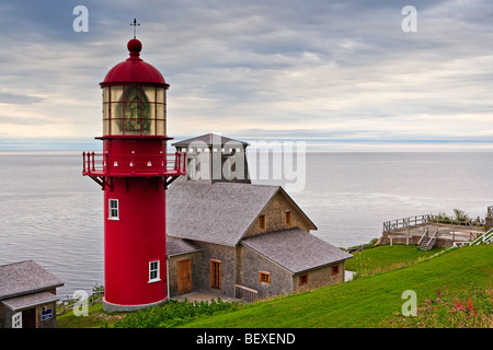 Punkt a la Renomee Leuchtturm, historische Stätte, Lands End, Gaspesie, Gaspesie Halbinsel, Autobahn 132, St.-Lorenz-Golf, Quebec Stockfoto