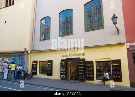 Souvenir-shopping entlang Pilies Gatve Straße in der Altstadt Vilnius Litauen Europa Stockfoto