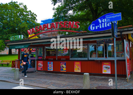 Fast-Food Kiosk entlang Vasagatan in Mitteleuropa Göteborg Schweden Stockfoto