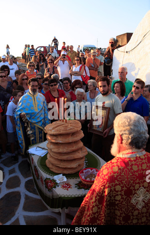 Griechenland-Kykladen-Sikinos ein religiöses Fest am Gewinn Elias Kirche Stockfoto