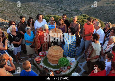 Griechenland-Kykladen-Sikinos ein religiöses Fest am Gewinn Elias Kirche Stockfoto