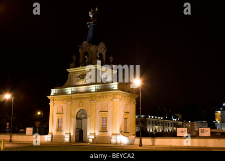 Dieses Foto illustrieren das Haupttor zum Branicki Palast in der Stadt Białystok, Polen. Stockfoto