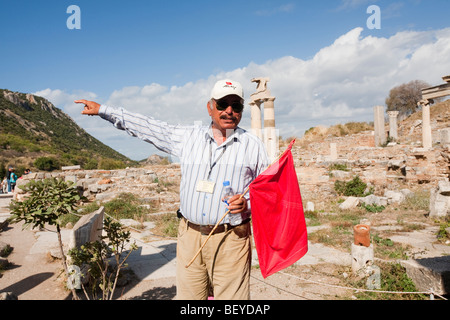 Ein Tourguide bei Ephasus in der Türkei Stockfoto