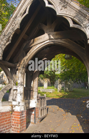 Auf dem Hügel, Harrow School, Dorf St. Marienkirche geweiht von St. Anselm 1094 Eingang zum Gelände & Friedhof Egge Stockfoto