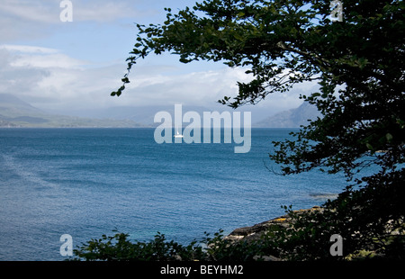 Über den Sound of Sleat von Skye. Blick von Armadale nach Mallaig, Knoydart und Nord Morar Stockfoto