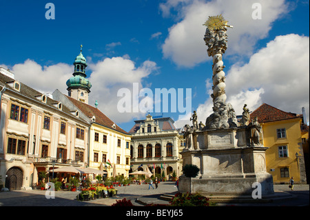 Die Heilige Dreifaltigkeit-Statue, verdreht die erste barocke Coloumn in Mitteleuropa. 1695-1701 - Fo Square - Sopron, Ungarn Stockfoto