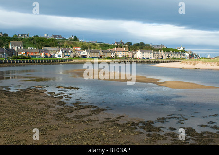 Lossiemouth Dorf auf dem Gezeiten-Abschnitt des Flusses Lossie Morayshire Grampian Region Schottland.  SCO 5463 Stockfoto