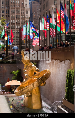 Prometheus im Rockefeller Center, New York Stockfoto