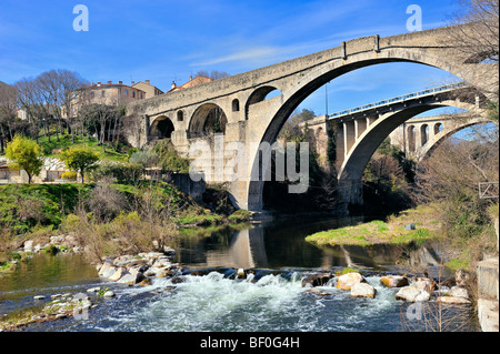 Pont du Diable über den Fluss Tech, Ceret, Frankreich. Stockfoto