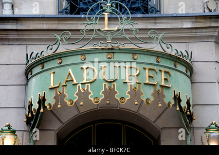 Laduree The Champs Elysees Mode Paris Frankreich Stockfoto