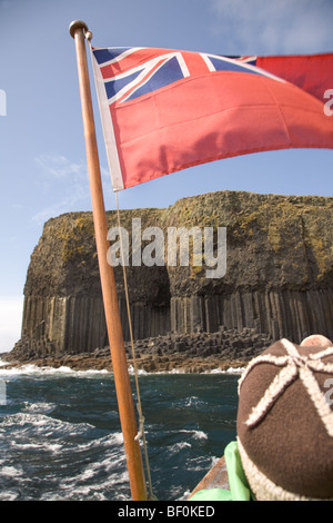 Besucher zur Insel Staffa auf Annäherung an die Insel Stockfoto