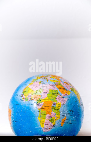 Afrika, dem Kontinent; gezeigt auf einem Globus der Welt (Puzzle) Stockfoto