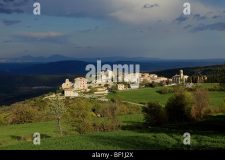 Die Provence Dorf von Vacheres Stockfoto