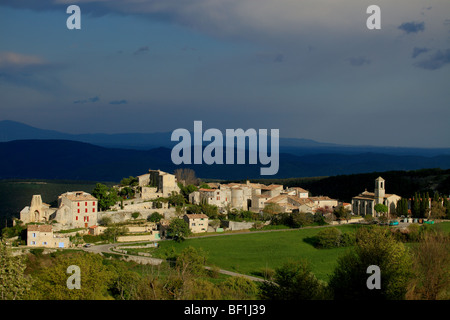 Die Provence Dorf von Vacheres Stockfoto