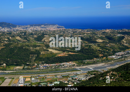 Das Var-Tal und "Coteaux de Bellet' Weinberge in der Nähe von Nizza Stockfoto