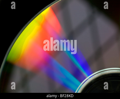 Farben des Regenbogens auf der Unterseite von einer CD-ROM Stockfoto