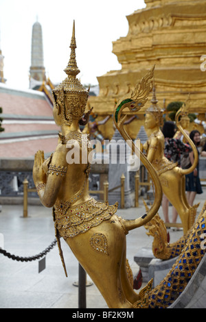 Wat Phra Kaeo (Tempel des Smaragd-Buddha) & Royal Grand Palace, Bangkok, Thailand. Stockfoto