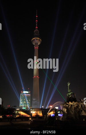 Fernsehturm am Alexanderplatz Square, Festival der Lichter 2009, Berlin, Deutschland, Europa Stockfoto