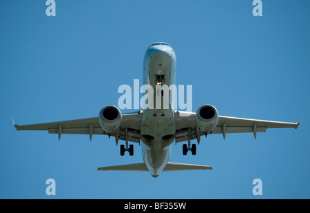 Flugzeug landet auf dem Flughafen vancouver Stockfoto