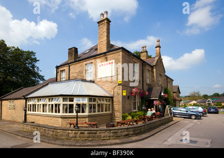 Auerhahn und Claret Hotel und Restaurant Rowsley in der Nähe von Bakewell in Derbyshire Peak District England Stockfoto