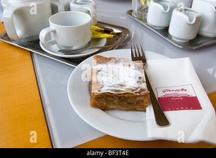 GLORIETTE-CAFE, SCHLOSSPARK SCHÖNBRUNN, WIEN. Österreich. Stockfoto