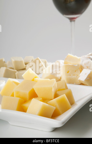 Würfel von Käseauswahl Stockfoto