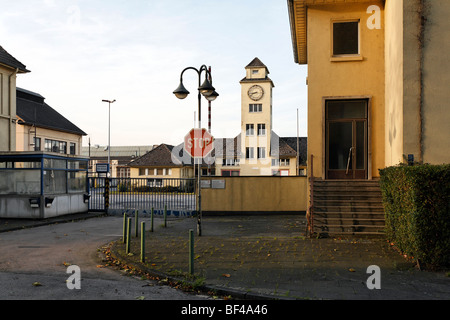 Ehemalige Ausbesserungswerk Reparaturwerkstatt der Deutschen Bahn, vakant, geschlossen in 2003, Duisburg-Wedau, Nordrhein-Westfalen, Deutschland Stockfoto