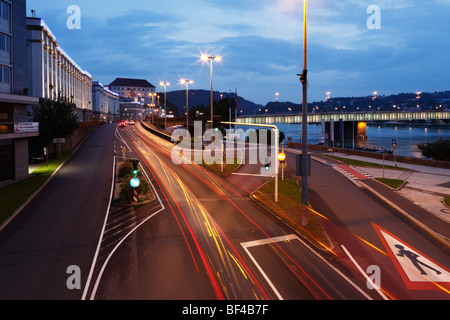 Untere Donaulaende Bereich, Nibelungenbrücke, Donau, Linz, Oberösterreich, Österreich, Europa Stockfoto
