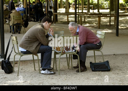 Schachspieler, Jardin du Luxembourg, Paris Stockfoto