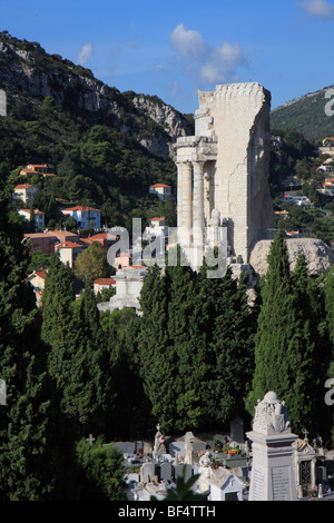 Triumphal Denkmal für Kaiser Augustus, Trophée des Alpes, gebaut um 12:00 anlässlich die Eroberung der Provence durch die Stockfoto