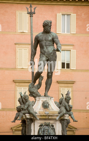 Neptun-Brunnen (Fontana di Nettuno) von Giambologna, Piazza Maggiore, Bologna, Italien Stockfoto